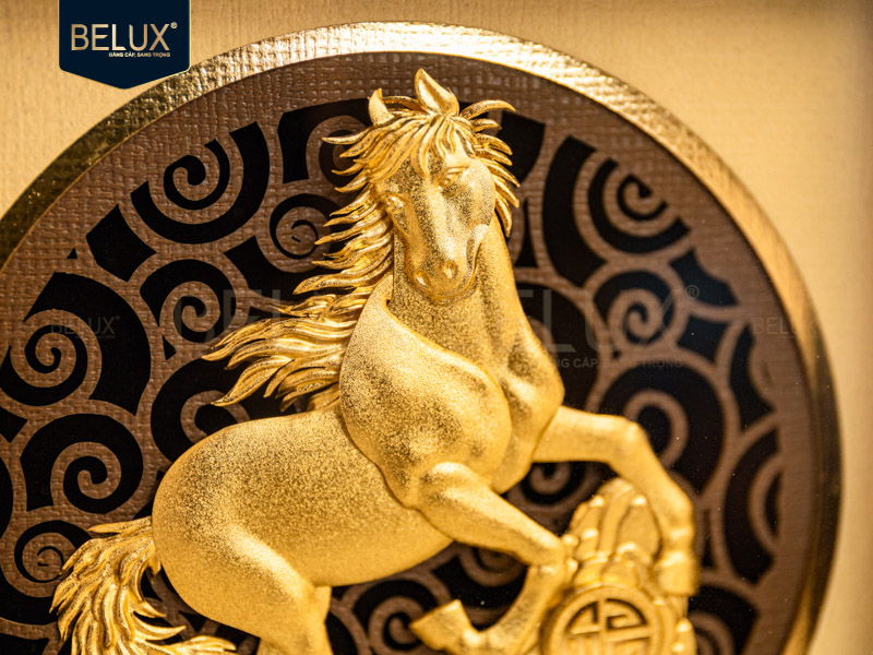 Tranh mã đáo thành công dát vàng 24k 20x20cm